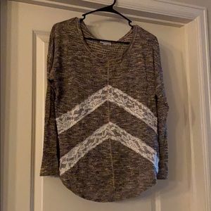 Knitted long sleeve blouse